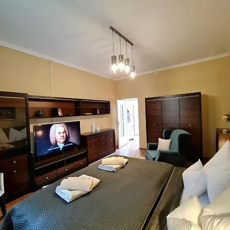 Belvarosi Bastyavar Apartman Apartamento