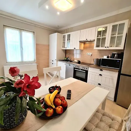 Apartman Belvarosi Bastyavar Apartman