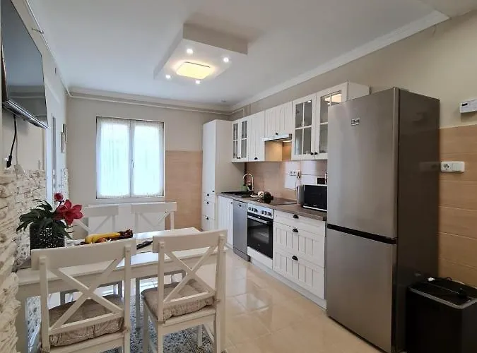 Lejlighed Belvarosi Bastyavar Apartman
